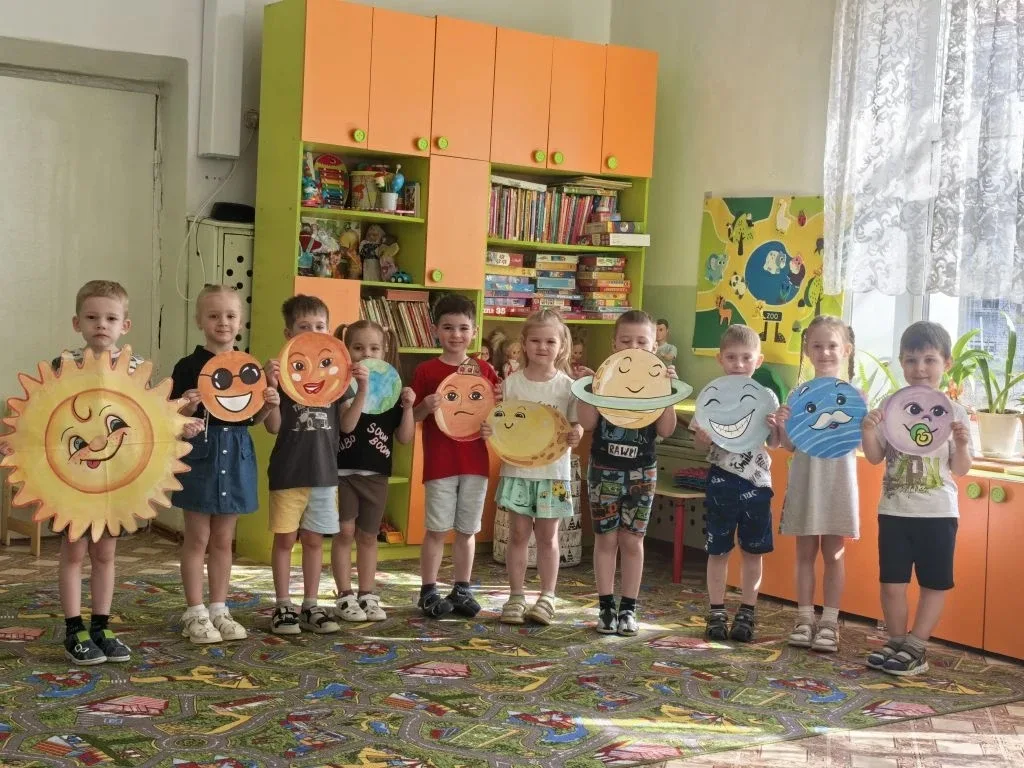 "День космонавтики", средняя группа № 14, корпус 2